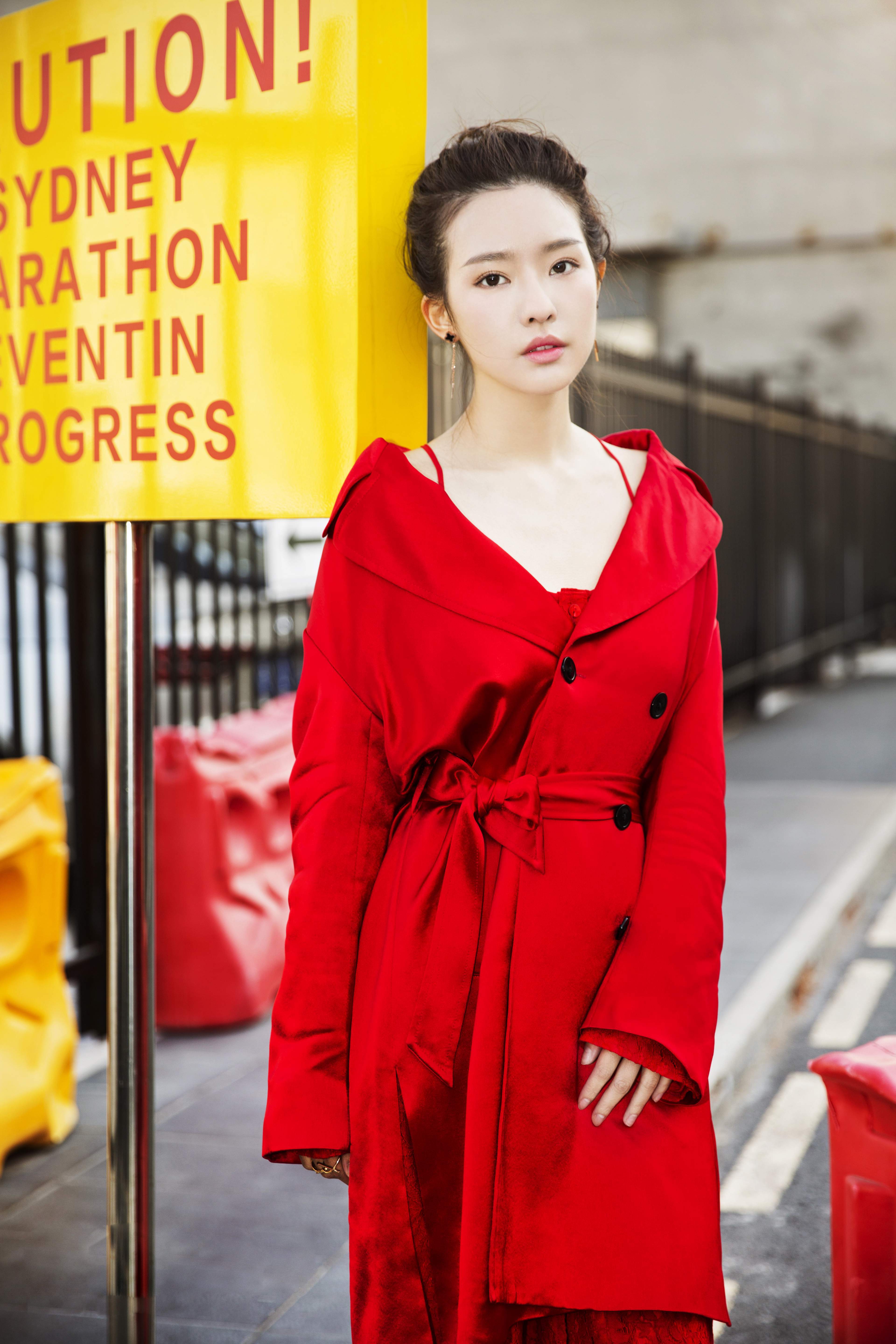 吴克群再官宣分手!小13岁女友陪跑5年,曾与小12岁何超莲相恋3年