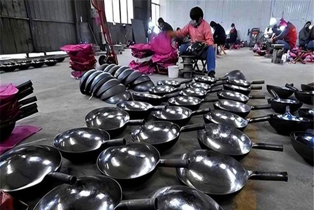 飞天茅台|“毒铁锅”遭央视多次曝光,把美食变成“毒药”,大家应提高警惕