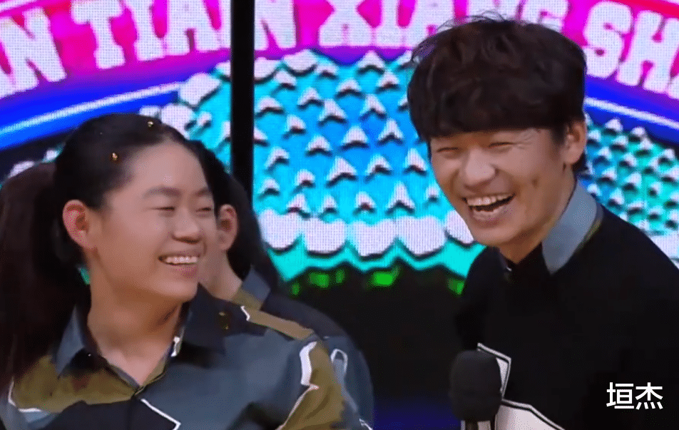 撞脸|毫无血缘,却像精准复刻,艺人在民间的“亲兄妹”能有多像?