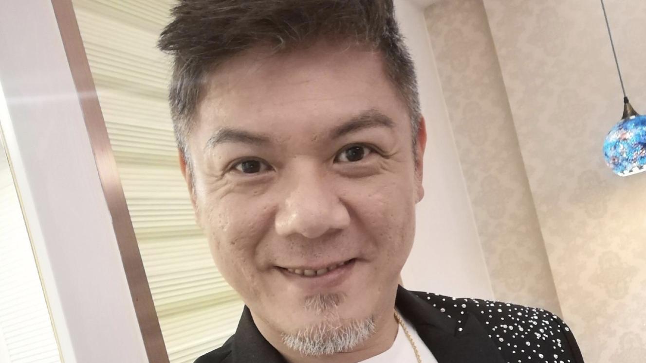 53岁TVB绿叶自曝患肠癌，想保留肛门暂缓手术，妻子每日以泪洗面