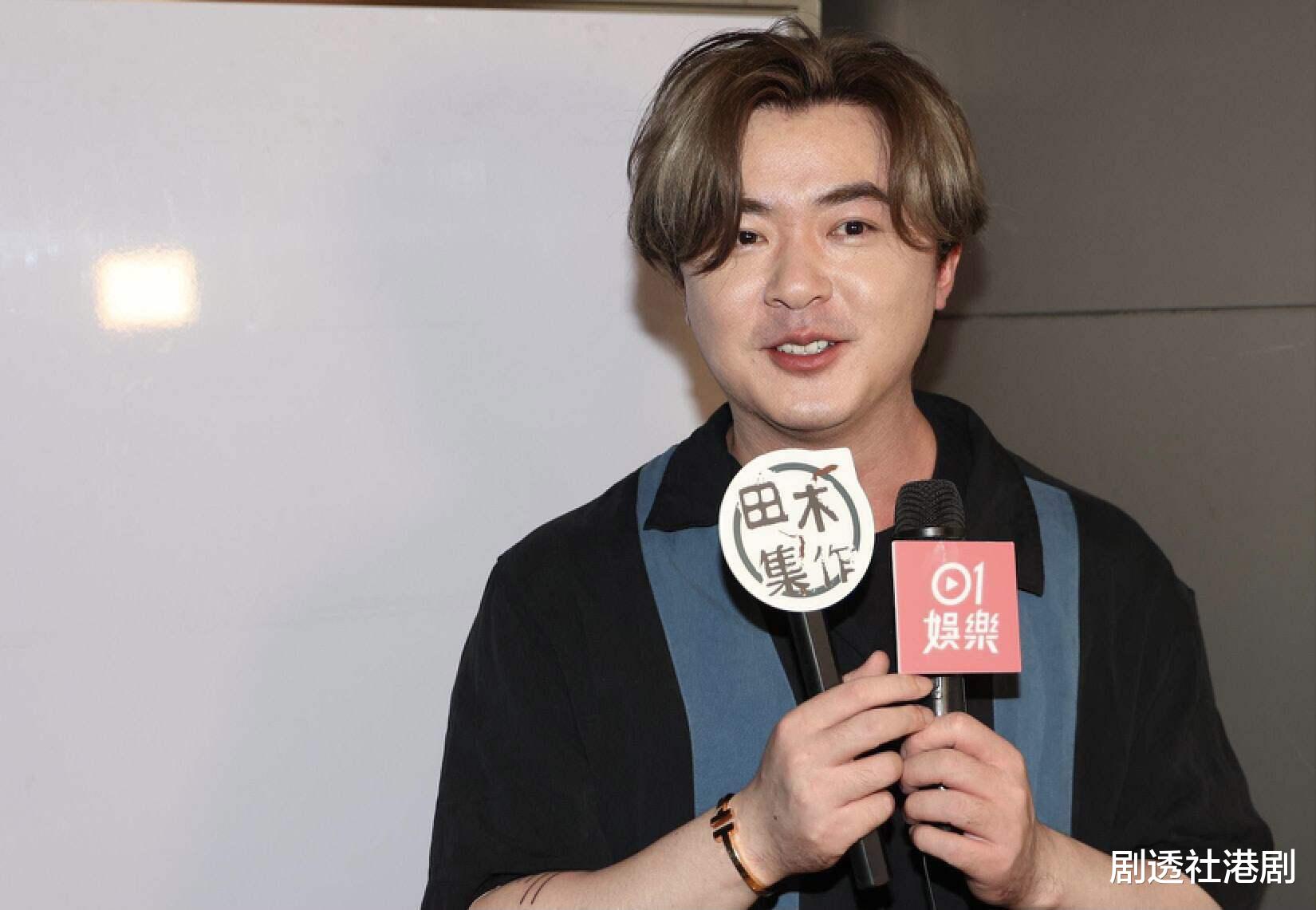 英皇小生分手后首现身!体重暴涨至200磅,正面澄清烂赌传闻