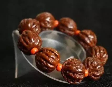 小核桃手串怎么挑选,这八个因素一个不能少