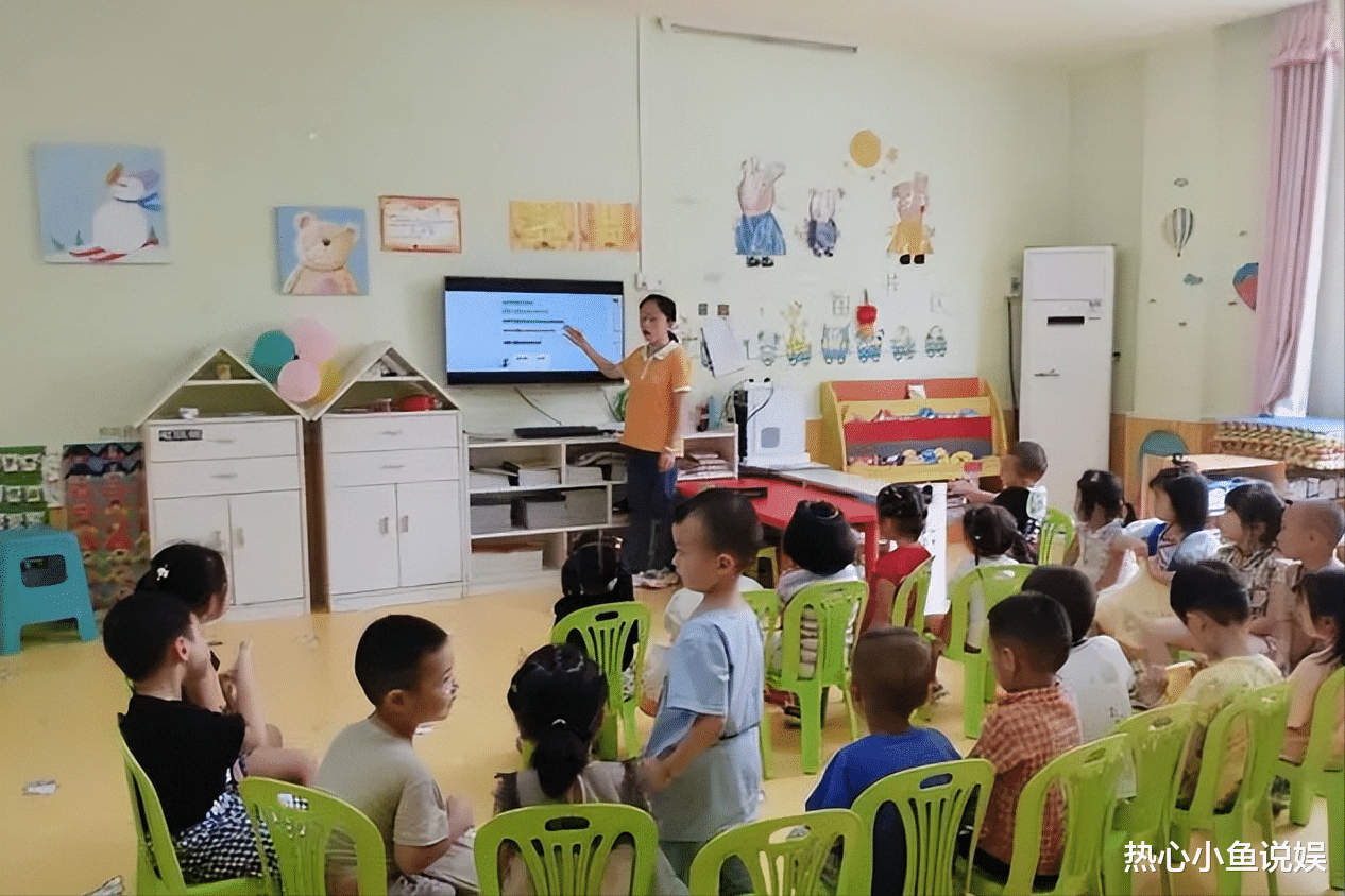 拆散儿子3段姻缘！让44岁的儿子躺狗窝大哭，她依然不觉得后悔！