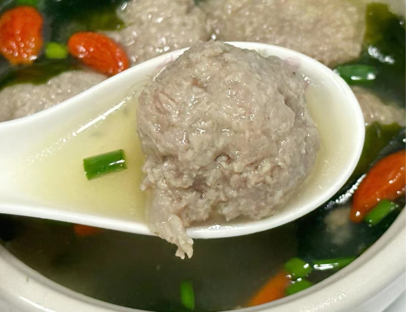 “冬季一碗汤，郎中不用帮”，11月多喝这汤，补足营养，身体安康