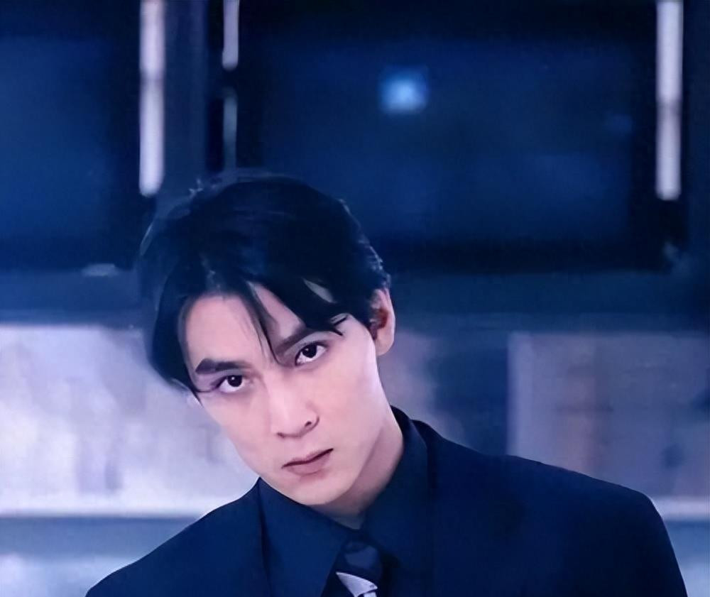 脸部塌方、发腮油腻，这些曾经迷倒万千少女的男神你还记得吗？