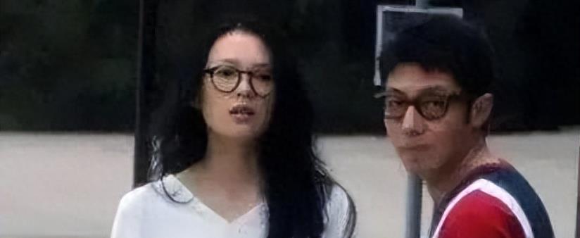 她曾是央视最美主持人,与撒贝宁同居4年,回头却爱上了一个富二代