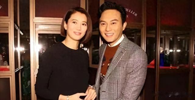 张智霖评论区沦陷:无爱的婚姻真可怕,自爆不用避孕套,1年吻1次