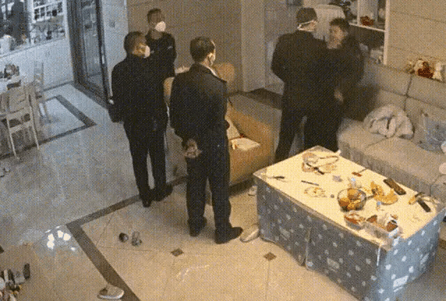 街道主任廖勇殴打居民,但这并不是第一次欺压百姓!曾多次被举报