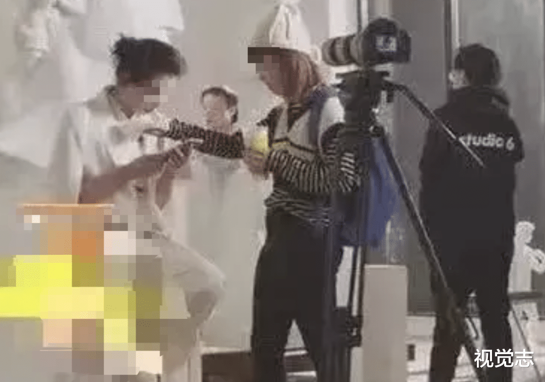 招聘|“14万一个月，我跪地当丫鬟”