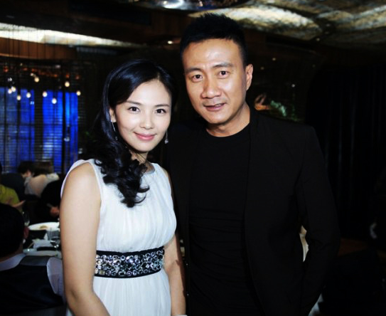 明星夫妻丑闻再升级？刘涛和王珂的“伪恩爱”，终于藏不住了！