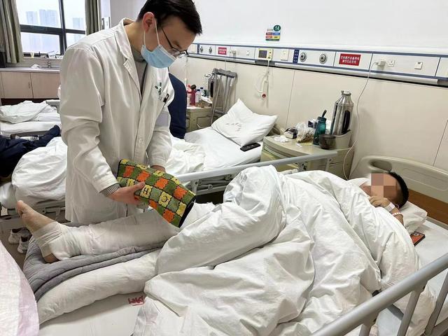 运动|运动后膝盖总是无力\打软腿\ 医生提醒这种伤情看似缓解 却越拖越糟