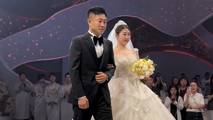 刘能长子大婚超隆重，一众笑星捧场，赵本山儿子牛牛低调亮相