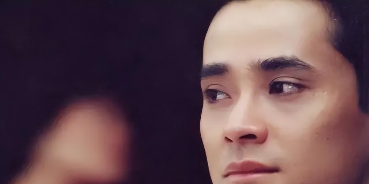 曾红过毛宁,却在梅艳芳出殡之日去世,内地第一男歌手为何如此?