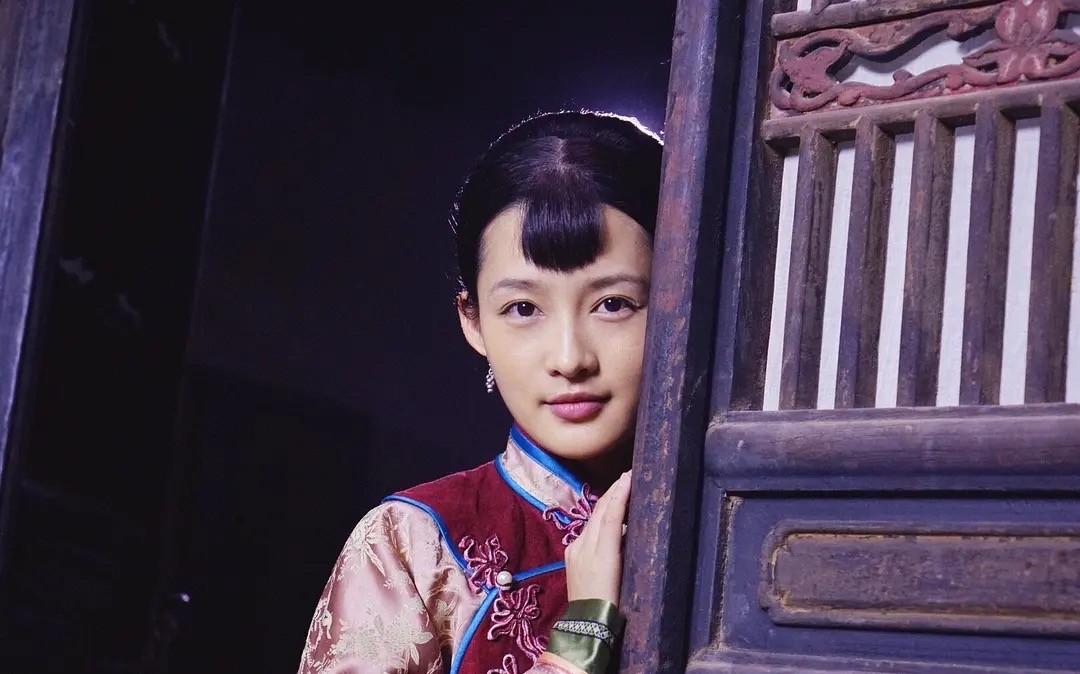 李沁|五官呆滞、毫无灵气！《梦中的那片海》的“木头美人”，别演戏了