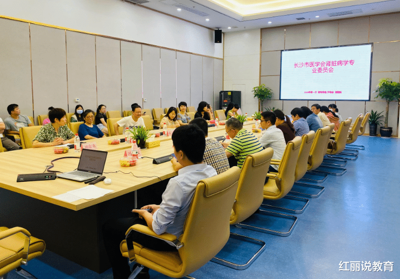 本硕博一读就是八年，却搭不上三甲医院的边，选医学后悔了吗？