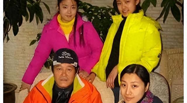 她因为太漂亮,被赵本山看中,但拒绝陪酒应酬,最终她被雪藏了。