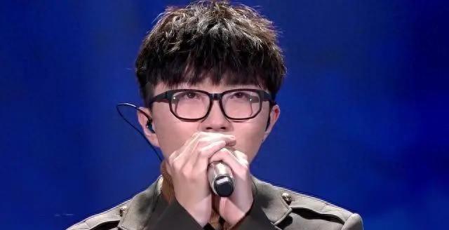 洋相百出！所谓的歌坛顶流，却一首代表作没有，这些明星不知羞吗