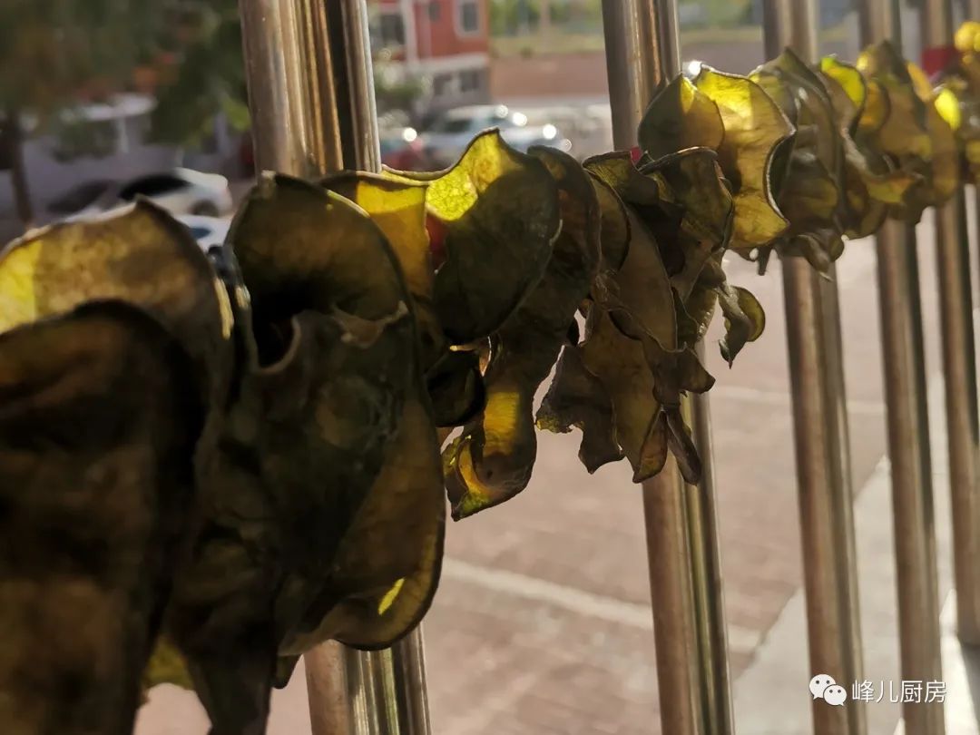 萝卜|立冬时节，冬藏记得晒两干，晒干炖肉更香了