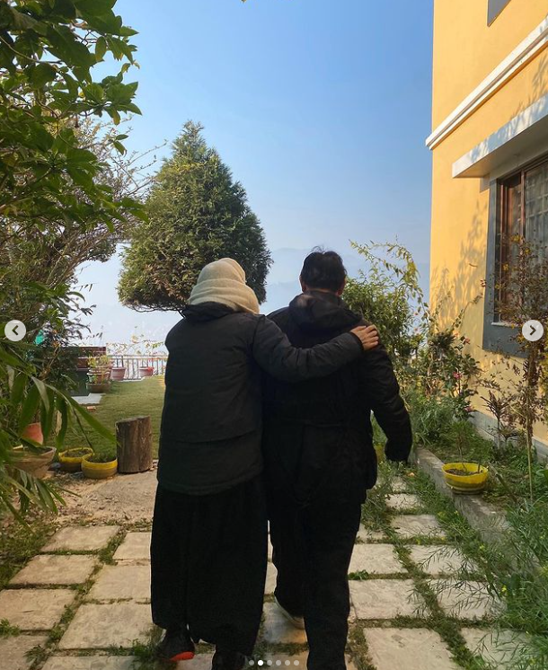 李连杰出书回忆04年海啸：女儿被冲走与利智失联，他也命悬一线