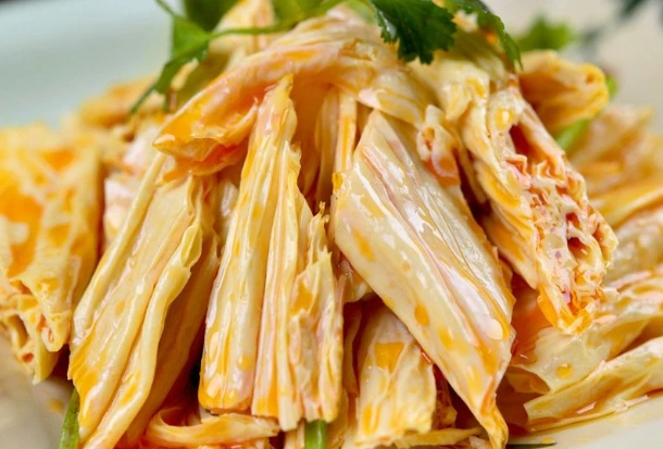 腐竹|泡腐竹时,千万别放到水里就泡,教你一个快速方法,筋道又好吃