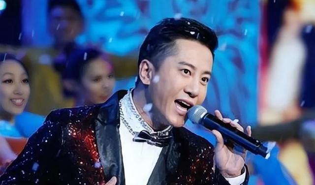 毛宁|8次上春晚,作死被捕入狱,今54岁无人问津,老搭档也断了联系