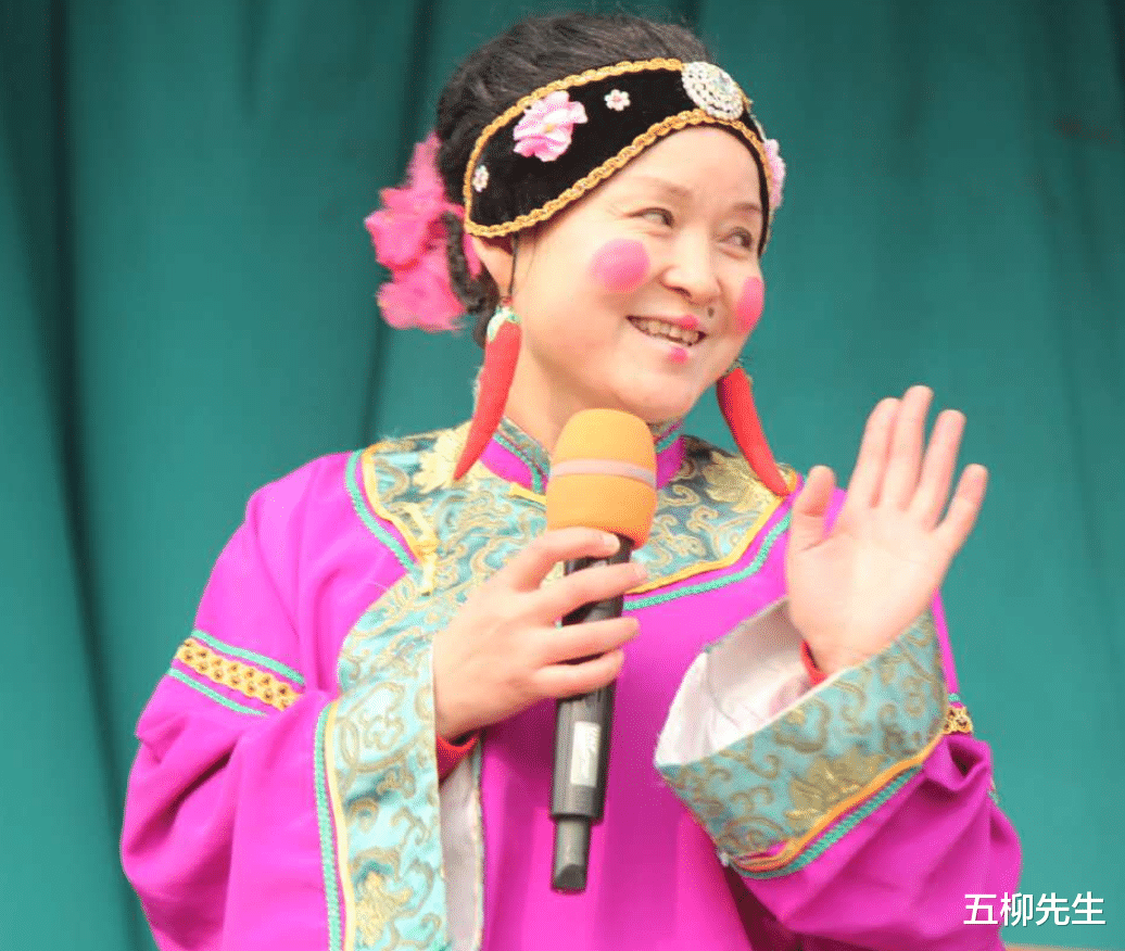 满江红|师徒情深!张晓英凭借《满江红》配乐出圈,看望恩师兰力先生报喜