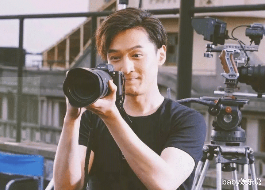 胡歌被实名指控,拍戏压断女主锁骨,只剩一点骨头连着,剧组封锁