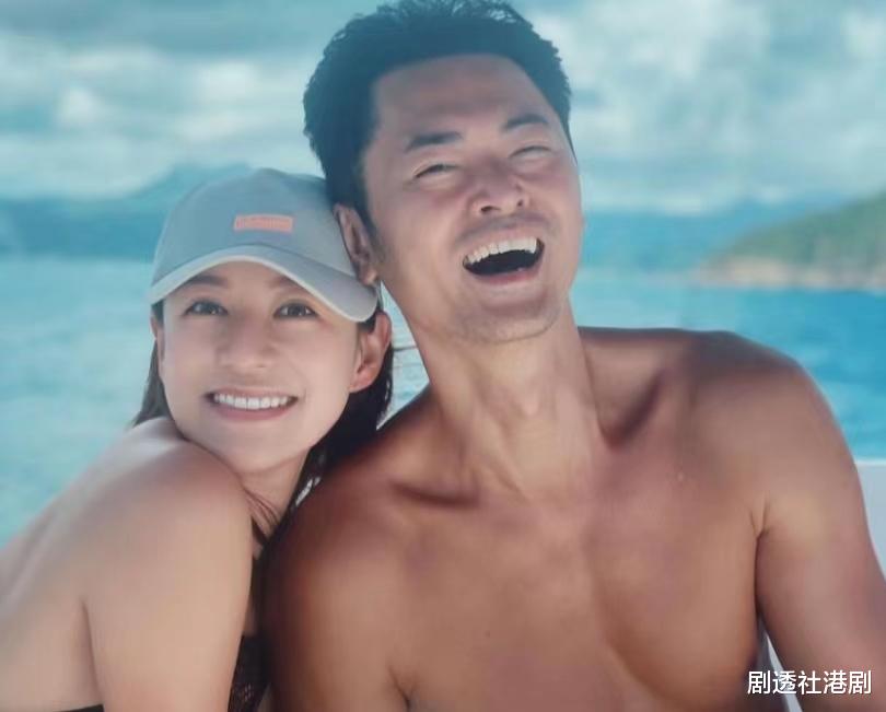 |卸货在即！港女星晒孕照上围丰满，怀孕路坎坷夫妻为此努力求诊