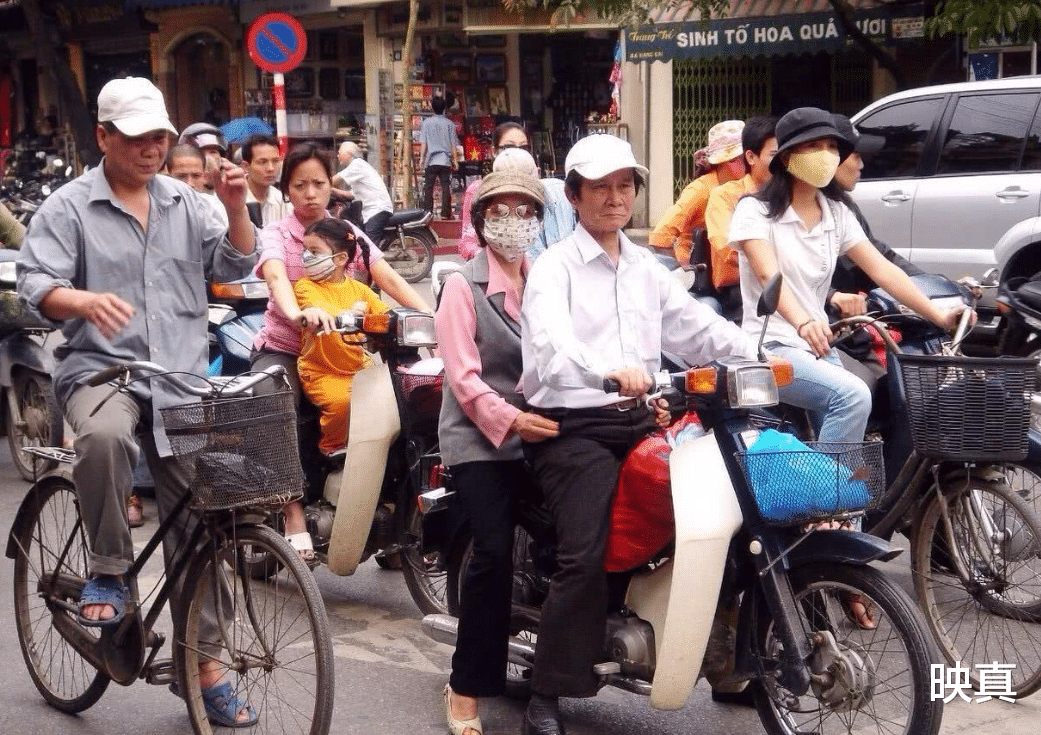 咖啡|越南街头奇景：成堆人民币摆在街头却没人偷抢！这钱是用来干嘛的