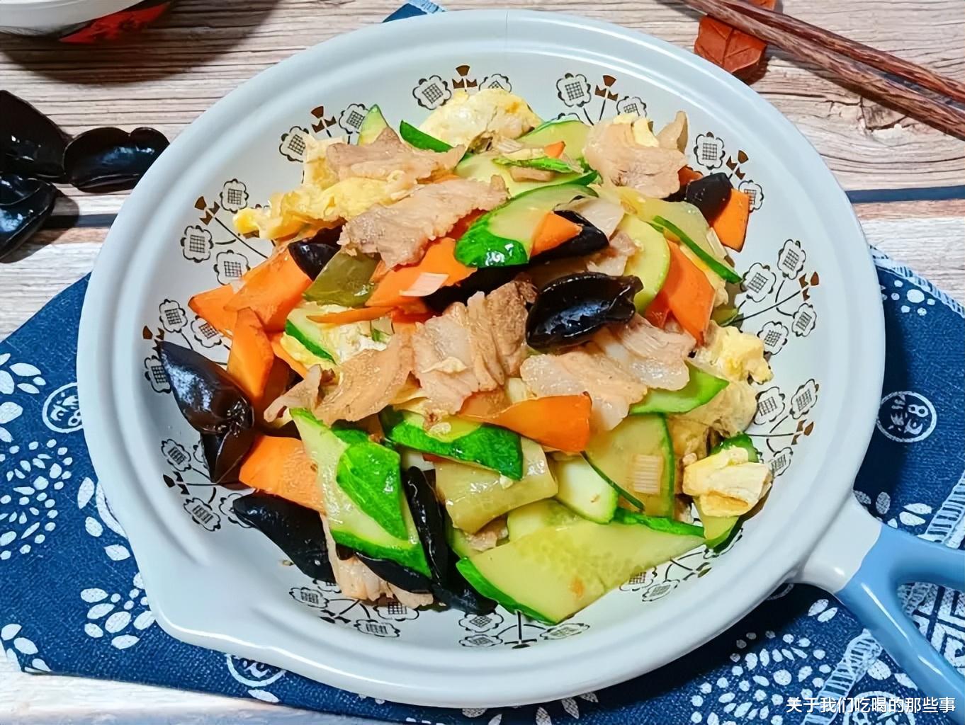 鸡蛋|无论炒肉丝还是肉片，都不要直接下锅炒，学会饭店做法，又嫩又滑