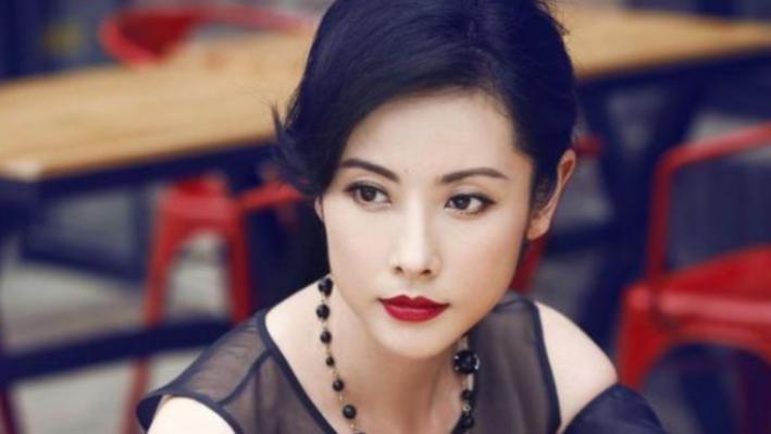 44岁与田亮对簿公堂离婚，但如今她笑到最后！