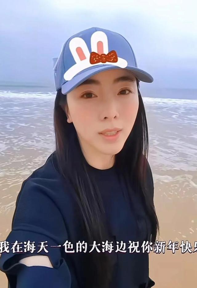 李思思|李思思分享老公与儿子，主持春晚9年没有坐稳周涛接班人位置