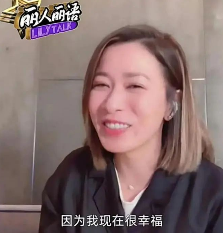 事实证明，48岁“无人敢娶”的佘诗曼，才是真正的人间清醒