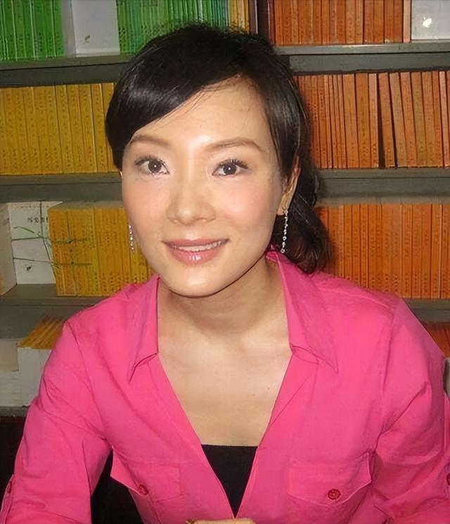 表面“貌若天仙”,实则“歪瓜裂枣”的5大女星,个个整得惊艳