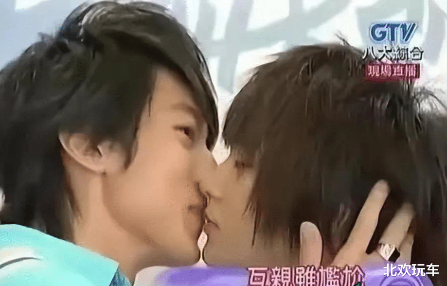 满嘴谎言私生女，大骗子吴尊，“底裤”都被扒光了