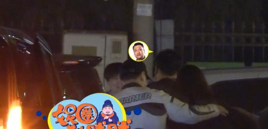 贾冰|贾冰即将霸屏2023春晚舞台？夜晚与团队人员聚餐畅聊