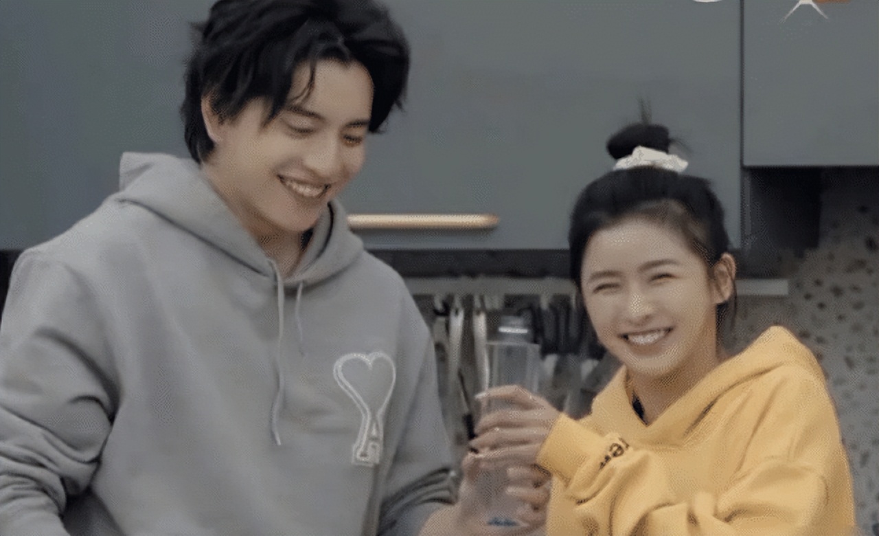 王大陆蔡卓宜疑似分手!两人取关账号删除合影,女方发文情绪低落