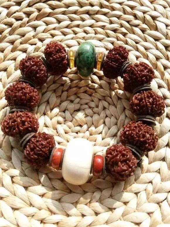 文玩|看看你的手串,就知道你是什么样的人!