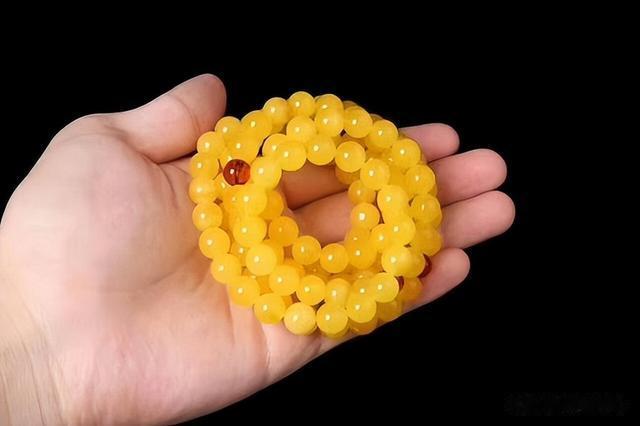 蜜蜡|你盘蜜蜡的方式,早已暴露了你的性格!