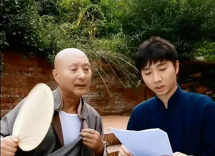 陈佩斯|陈佩斯:四个孙子一年学费120万,外加俩保姆跟随照顾,压力太大