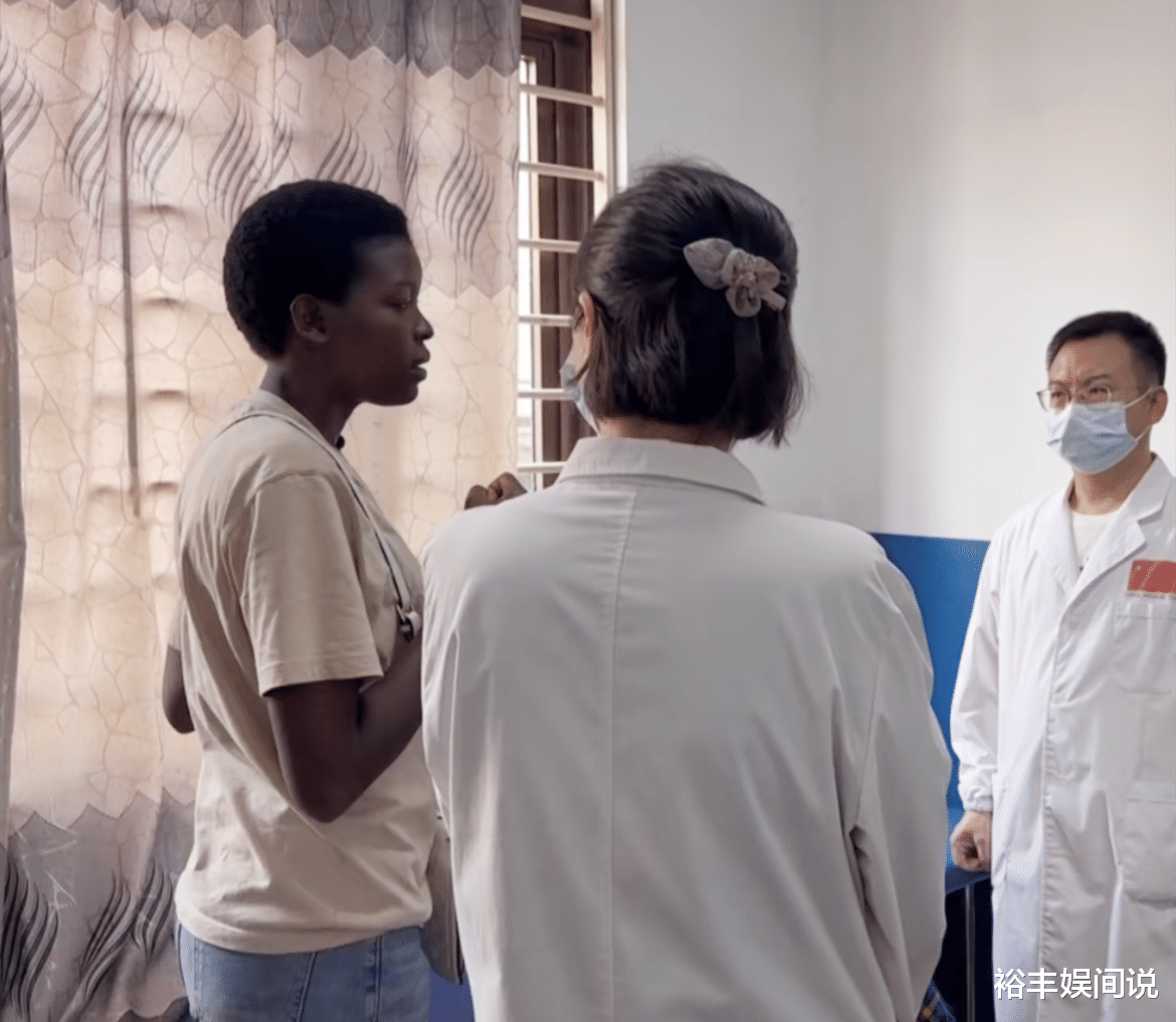 网红rose回非洲娘家后续!遍地中国制造,重返八年前工作地好暖心