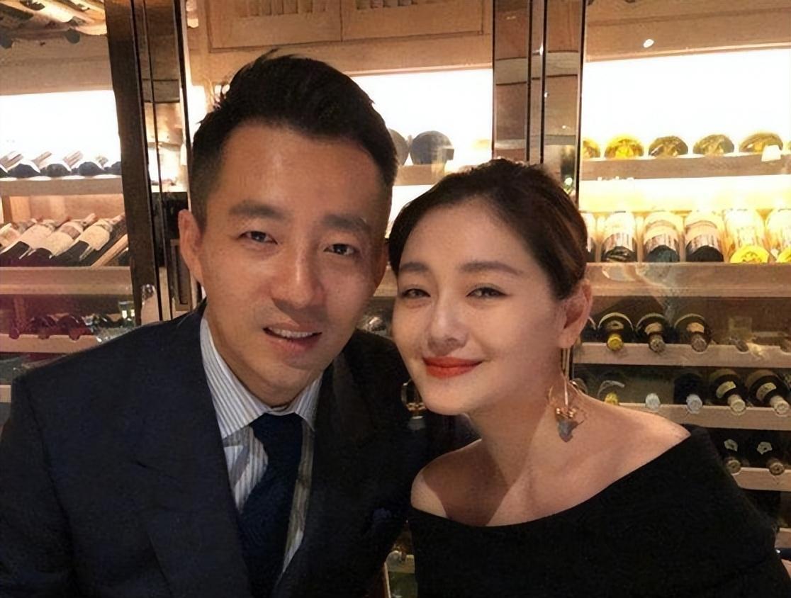 汪小菲|欺人太甚!汪小菲飞台湾和子女团聚,被大S欺负还被前丈母娘全程监督