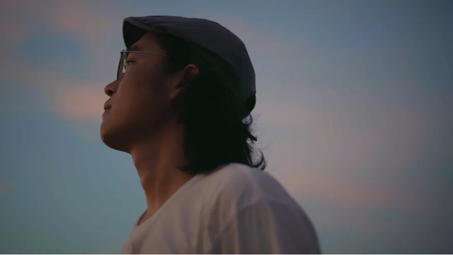 袁泉|击穿社畜的王炸神作纪录片，凭什么？