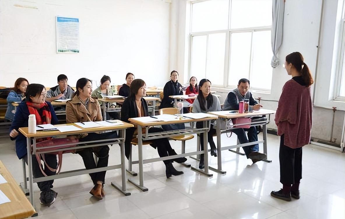 教师|公务员实行“去编制”改革，教师实行“聘任制”，好处凸显