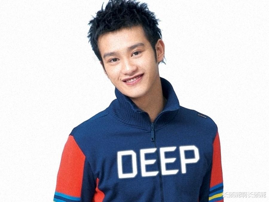 昔日被称为陈奕迅接班人的吴浩康,如今却在工地当起了建筑工人