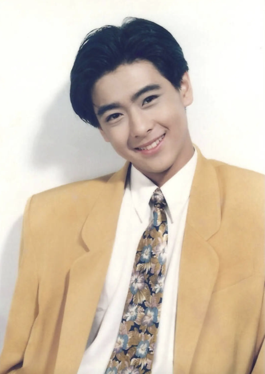 林志颖抵达长沙录《披荆斩棘》,车祸后下巴凹凸不平被指像俞灏明