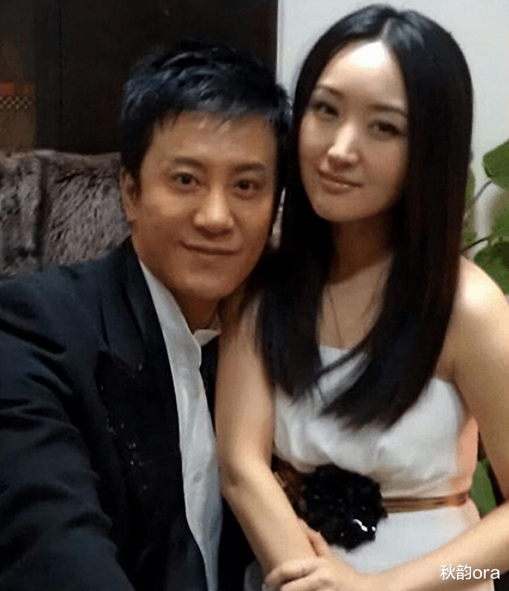 杨钰莹|杨钰莹与初恋赖文峰分手26年后,一个娶妻生子,一个不婚不孕