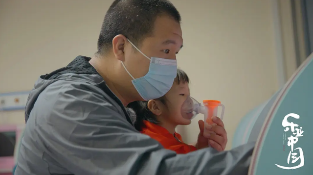 袁泉|击穿社畜的王炸神作纪录片，凭什么？