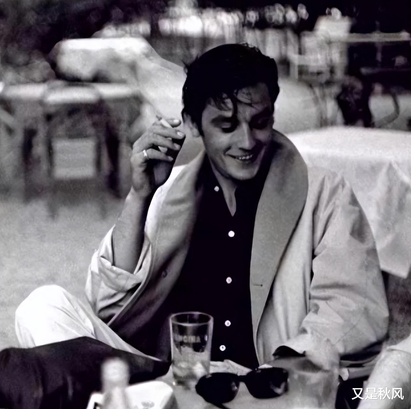 41年前，茜茜公主去世，阿兰德龙为她守灵3天，迟来的深情比草贱