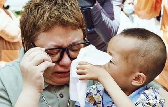 |戏子误国，当禁则禁，圈中国人的钱，做外国人的奴隶